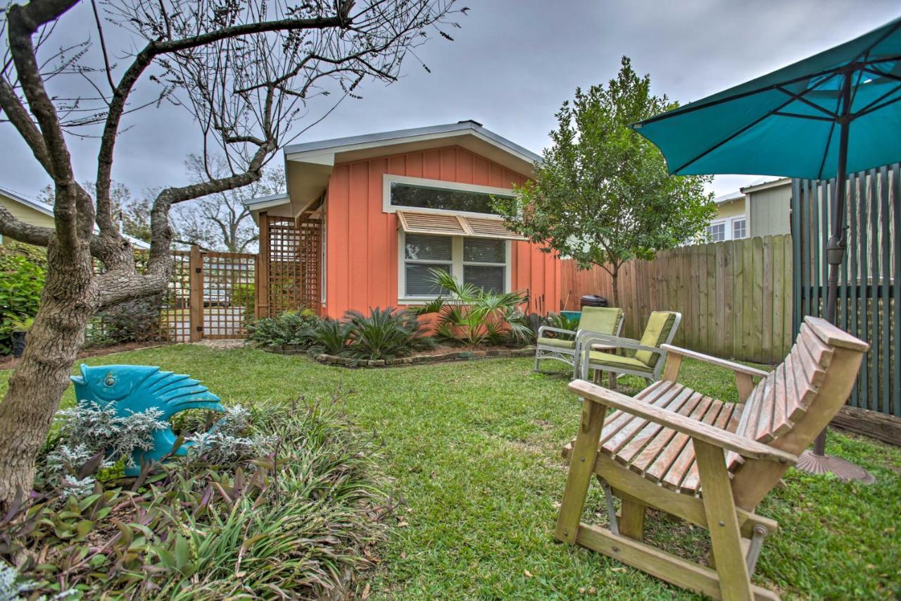 Old Town Getaway, Walk To Shopping, Dining, And Bay! Apartment Bay St. Louis Exterior foto