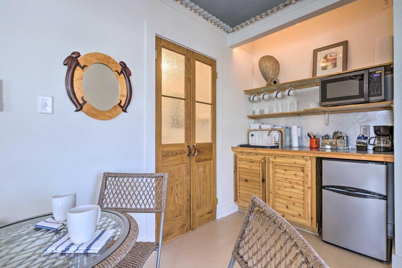 Old Town Getaway, Walk To Shopping, Dining, And Bay! Apartment Bay St. Louis Exterior foto