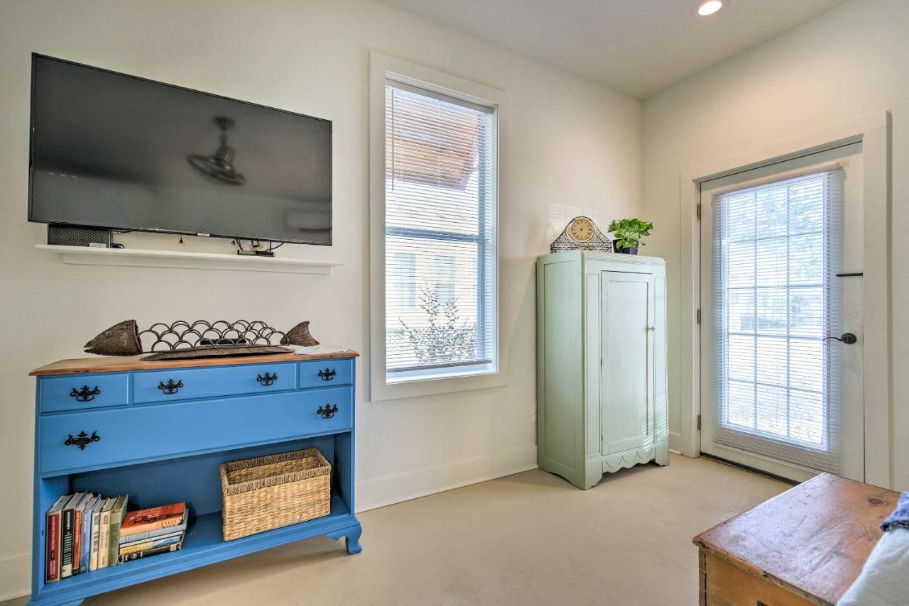 Old Town Getaway, Walk To Shopping, Dining, And Bay! Apartment Bay St. Louis Exterior foto
